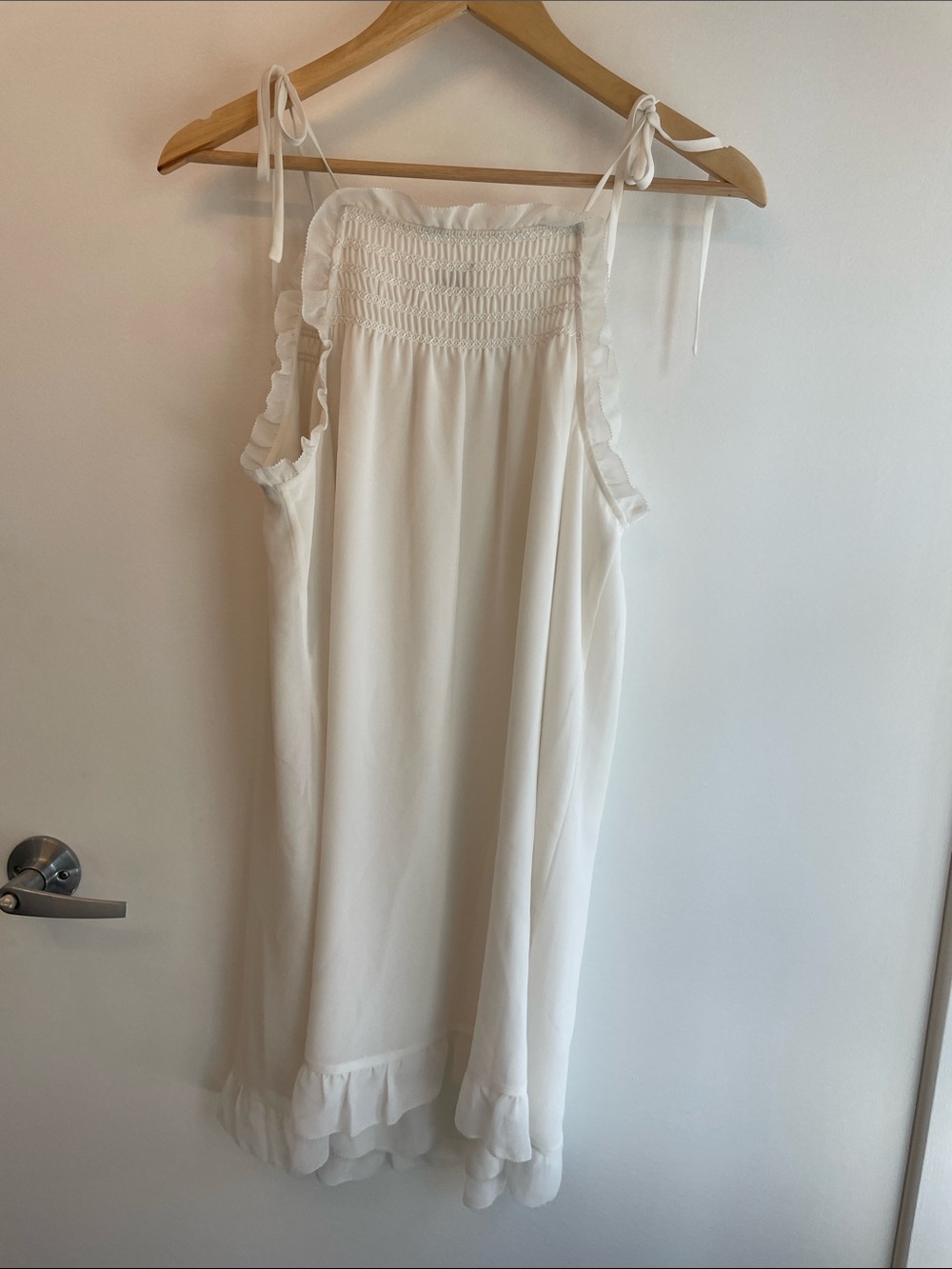 Wilfred Cathedral Smocked Spaghetti Strap Dress in Cream Size S. NWOT - Picture 5 of 11